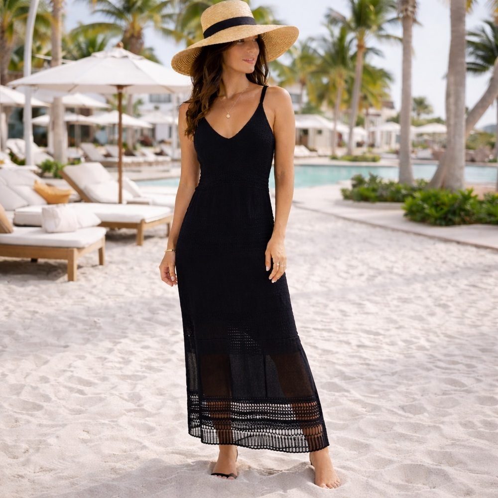 Chelsea.28 Black Sheer Overlay Maxi Dress / Size small : resort vacation ready